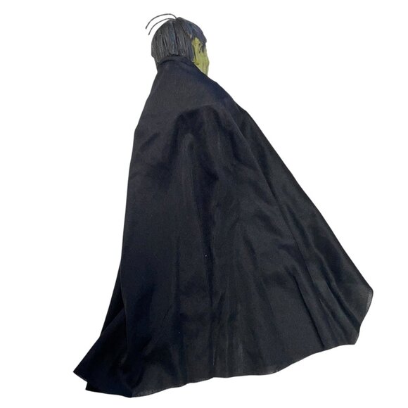 Paper Magic Group Zombie Head Halloween Prop with Red Light Eyes 2002-03 - Picture 3 of 3